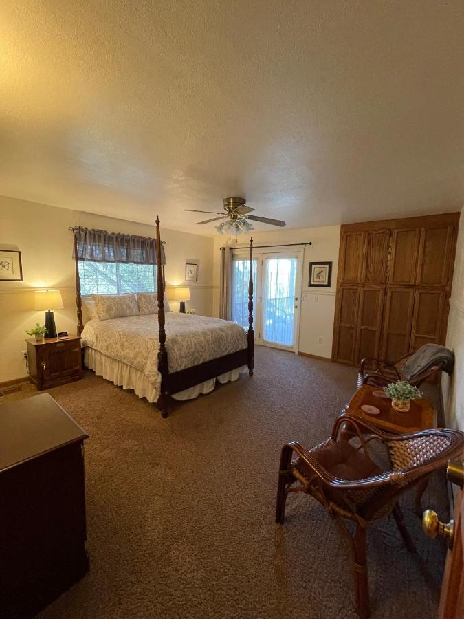 Berkshire Inn Groveland Eksteriør bilde