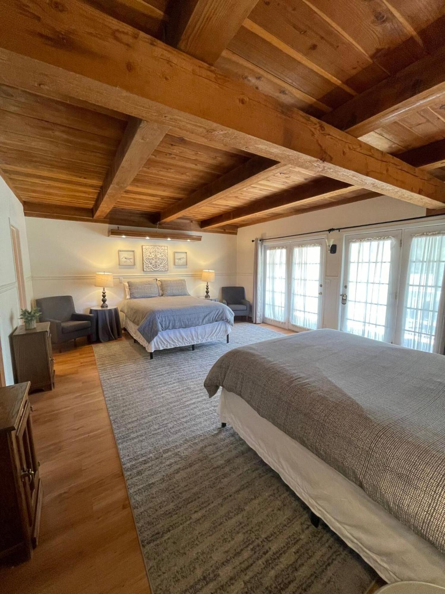 Berkshire Inn Groveland Eksteriør bilde